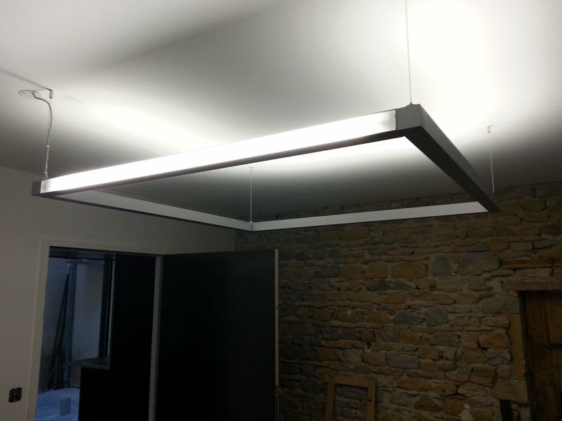Installation d'un éclairage Led en suspente chez un architecte à Lyon